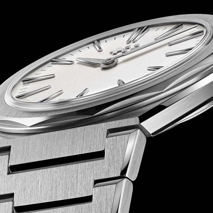 die zwölf 660 christopher ward